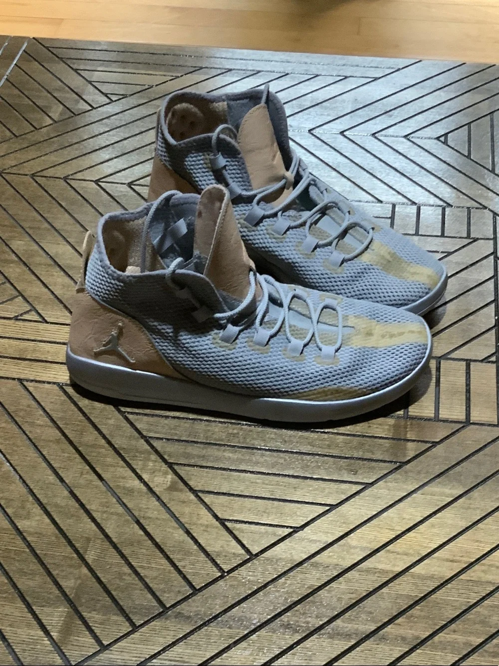 Jordan Men’s Mid-Top Athletic Shoes – Light Gray & Tan